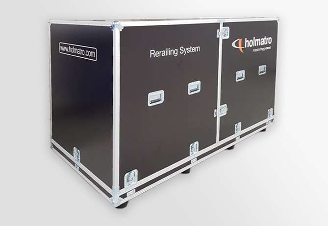 Holmatro rerailing system in zwarte flightcase van Faes met metalen profielen
