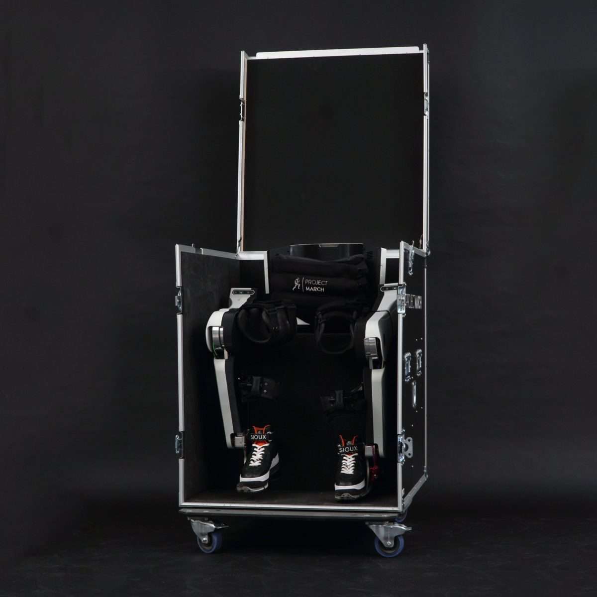 Exoskelet in flightcase